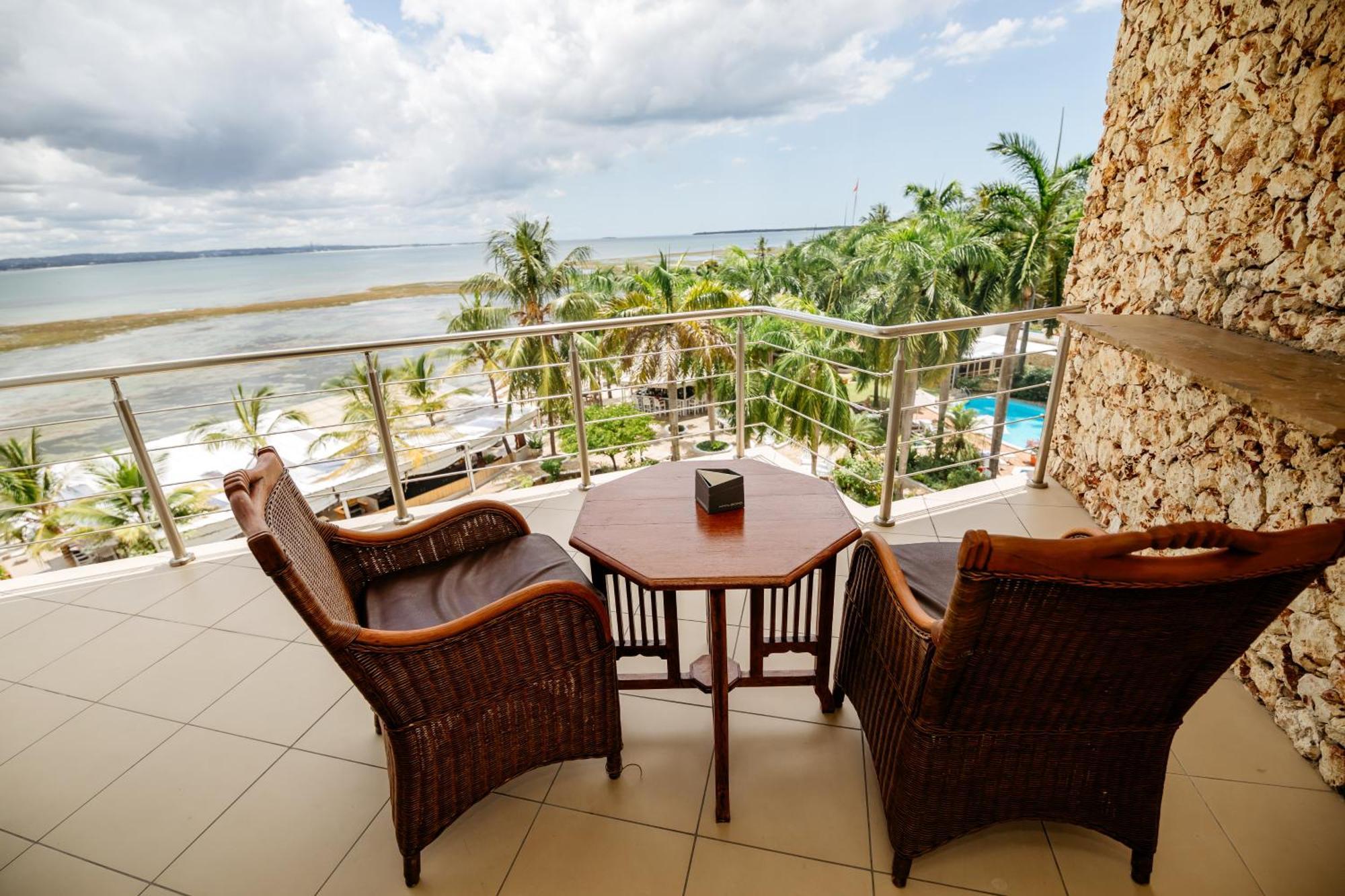 Coral Beach Hotel Dar Es Salaam Exterior photo