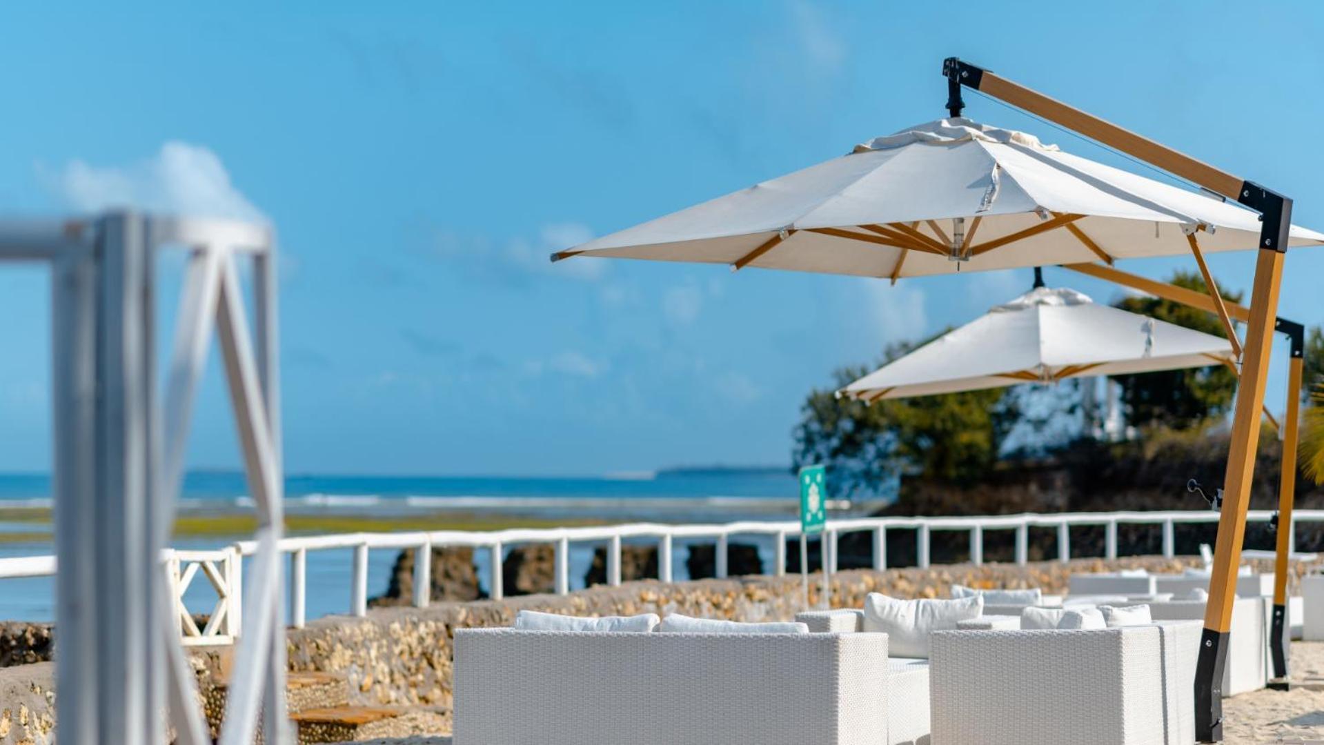 Coral Beach Hotel Dar Es Salaam Exterior photo